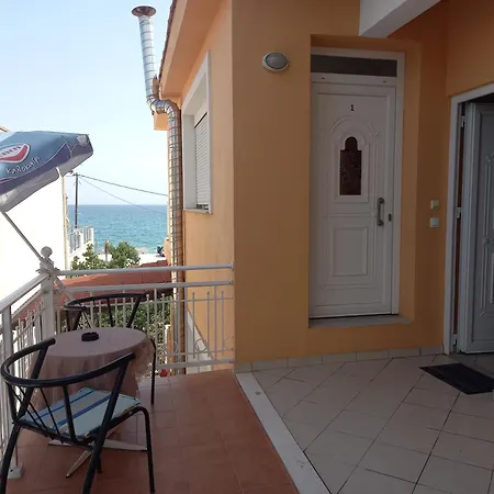 Avra Apartament